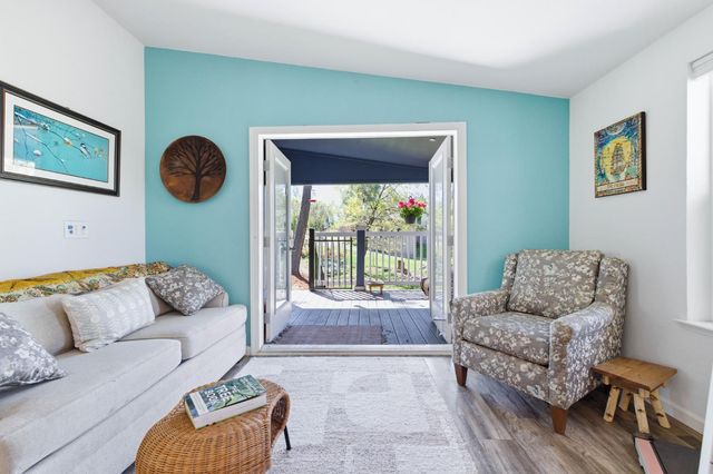 5015 Shooting Star Rd, Pollock Pines, CA 95726