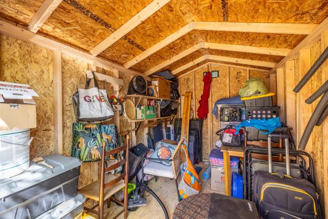 5015 Shooting Star Rd, Pollock Pines, CA 95726