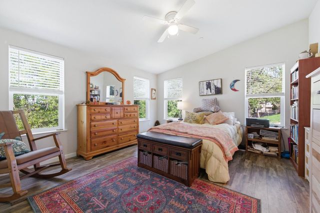 5015 Shooting Star Rd, Pollock Pines, CA 95726