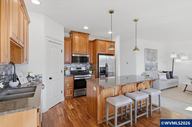 3016 Eagles Claw Av NW, Salem, OR 97304