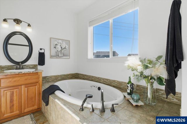 3016 Eagles Claw Av NW, Salem, OR 97304