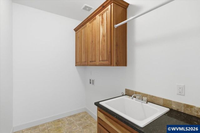 3016 Eagles Claw Av NW, Salem, OR 97304