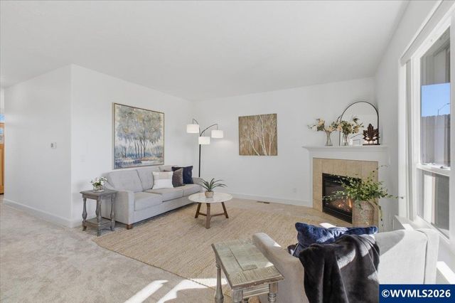 3016 Eagles Claw Av NW, Salem, OR 97304