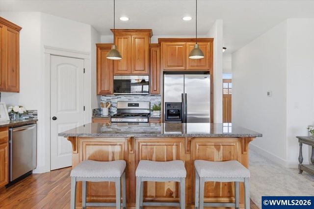 3016 Eagles Claw Av NW, Salem, OR 97304