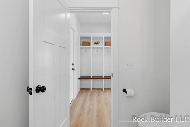 3337 Eagle Peak Drive, Jenison, MI 49428
