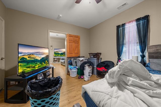 1102 West End Avenue, Anderson, SC 29625