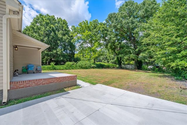 1102 West End Avenue, Anderson, SC 29625