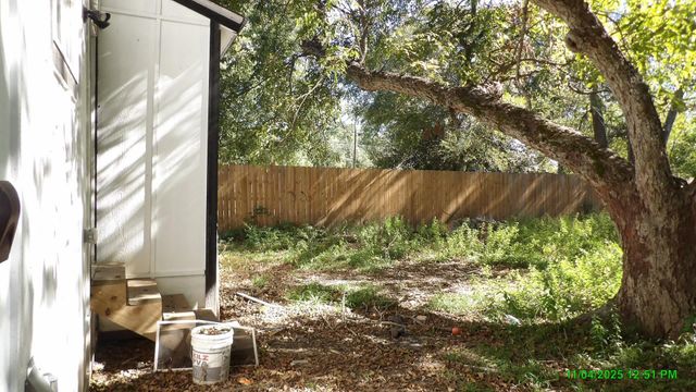 208 W ECKMAN, Longview, TX 75602