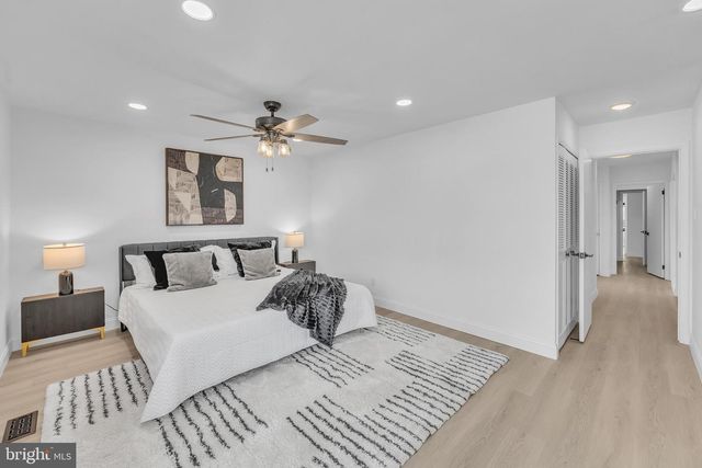 552 FOUR MILE BRANCH RD, Sicklerville, NJ 08081