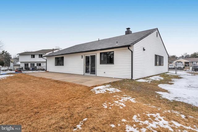 552 FOUR MILE BRANCH RD, Sicklerville, NJ 08081