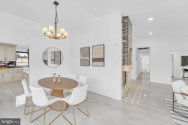 552 FOUR MILE BRANCH RD, Sicklerville, NJ 08081