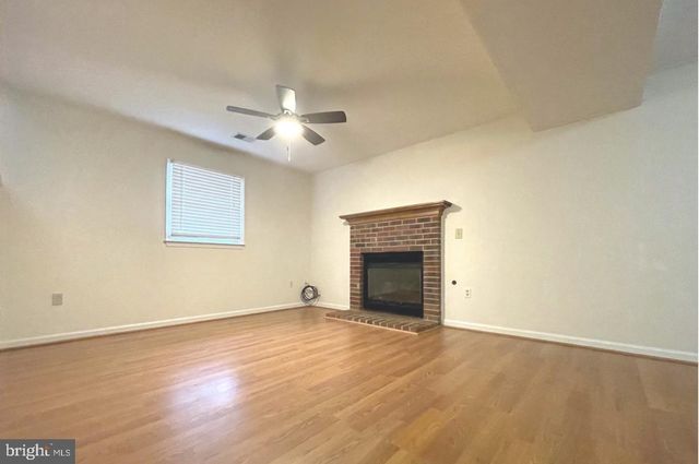 3112 BROWN HILL DR, Fredericksburg, VA 22408