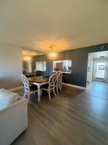 9201 Sunrise Lakes Boulevard 302, Sunrise, FL 33322