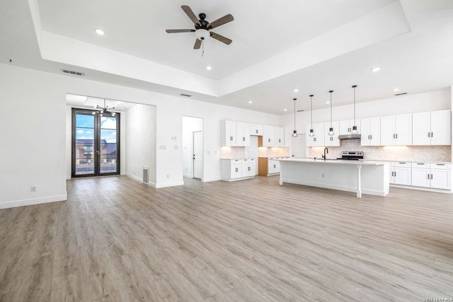 1104 Santa Rosa, Canyon Lake, TX 78133