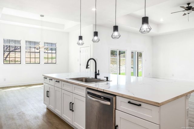 1104 Santa Rosa, Canyon Lake, TX 78133