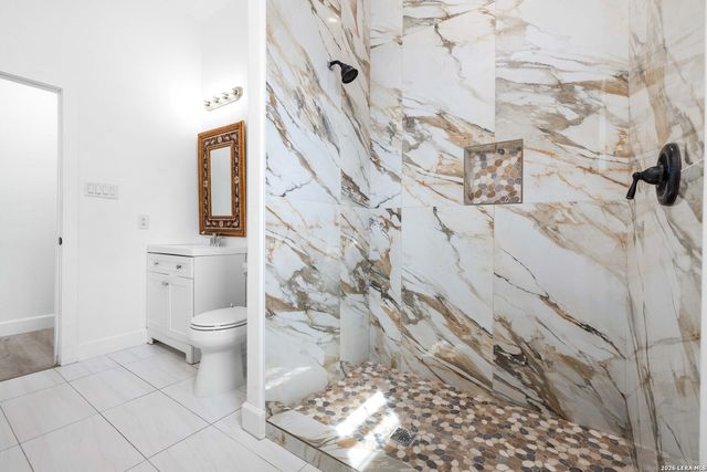 1104 Santa Rosa, Canyon Lake, TX 78133