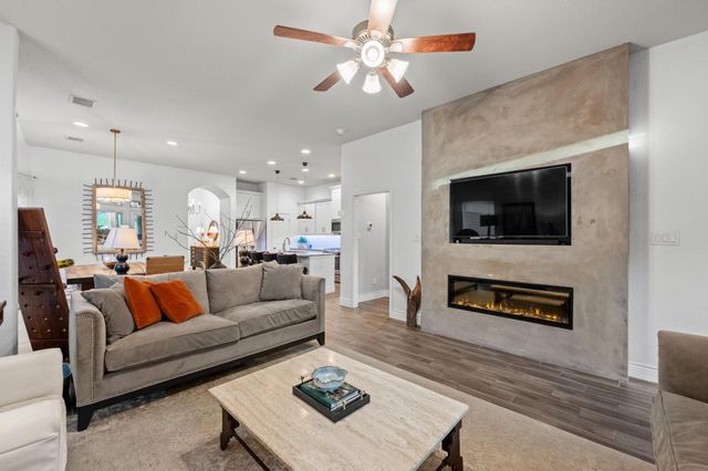 6405 Llano Stage TRL, Austin, TX 78738