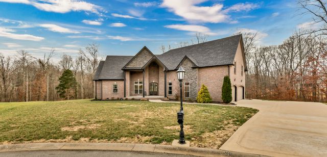 130 Takao Ct, Clarksville, TN 37042