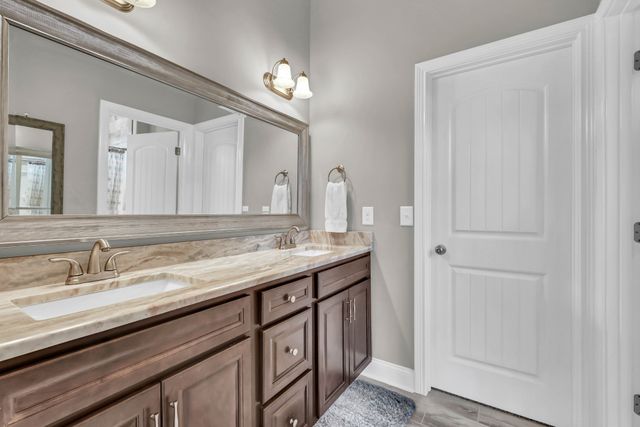 130 Takao Ct, Clarksville, TN 37042