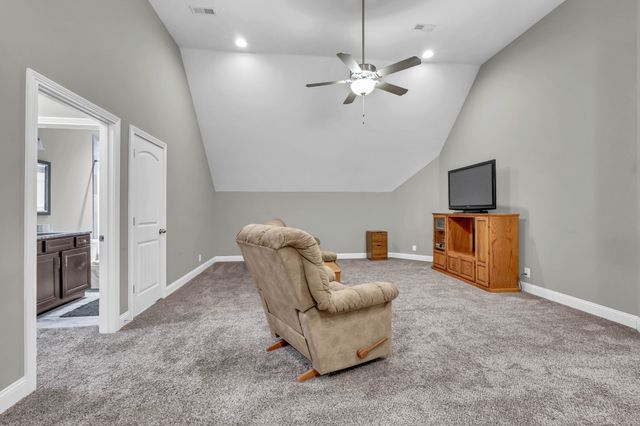 130 Takao Ct, Clarksville, TN 37042