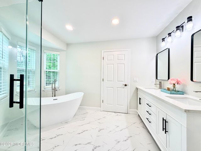 1 Whitemarsh Drive, Manalapan, NJ 07726