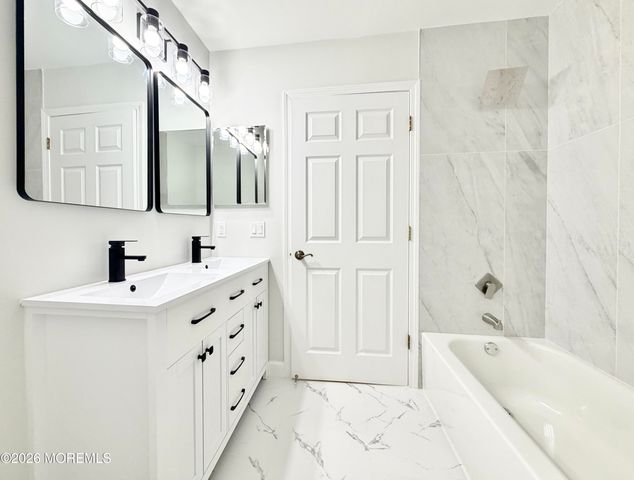 1 Whitemarsh Drive, Manalapan, NJ 07726