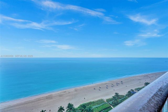 17749 Collins 1402, Sunny Isles Beach, FL 33160