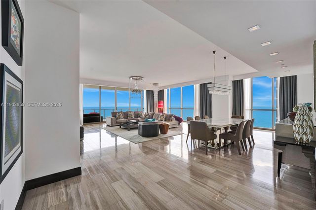 17749 Collins 1402, Sunny Isles Beach, FL 33160