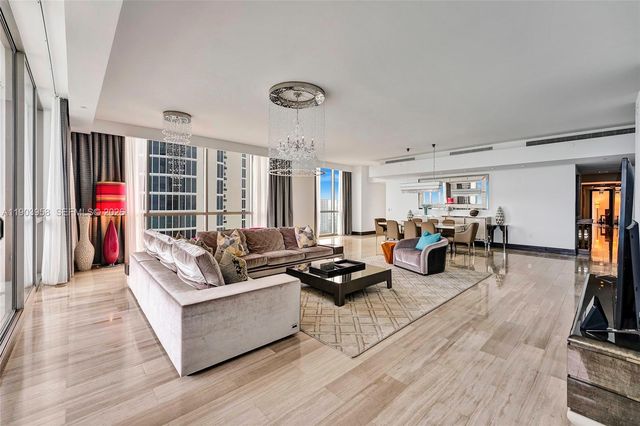 17749 Collins 1402, Sunny Isles Beach, FL 33160