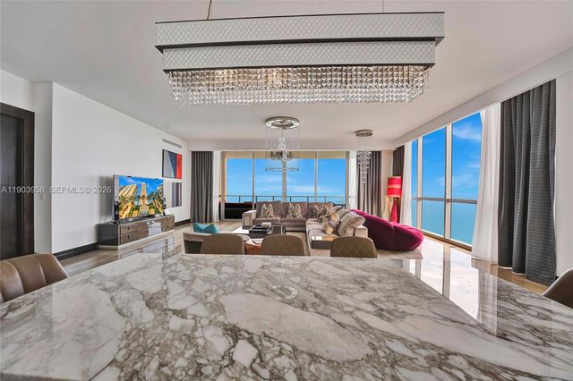 17749 Collins 1402, Sunny Isles Beach, FL 33160