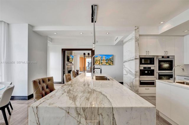 17749 Collins 1402, Sunny Isles Beach, FL 33160