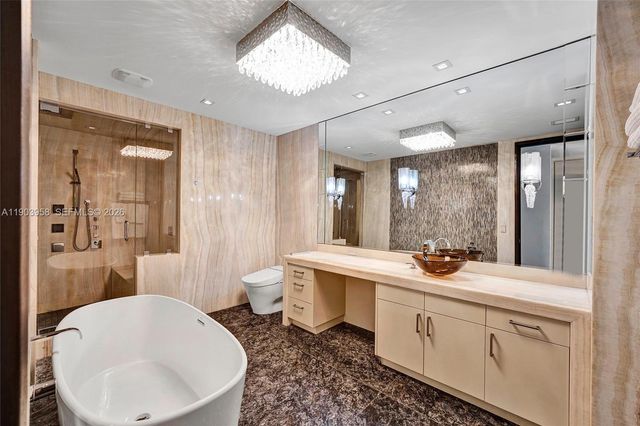 17749 Collins 1402, Sunny Isles Beach, FL 33160