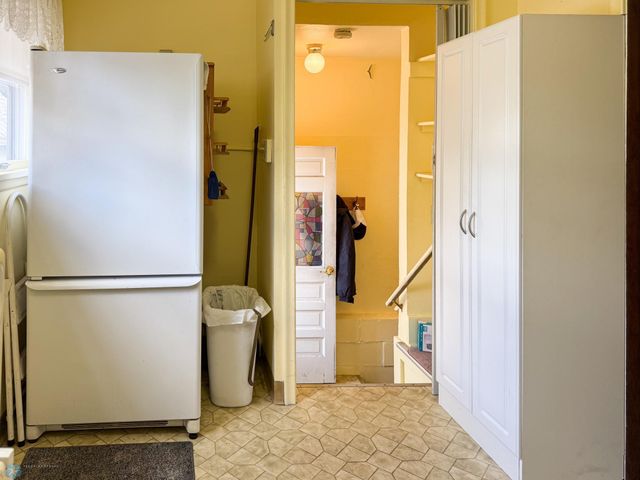 1322 9th Avenue S, Fargo, ND 58103