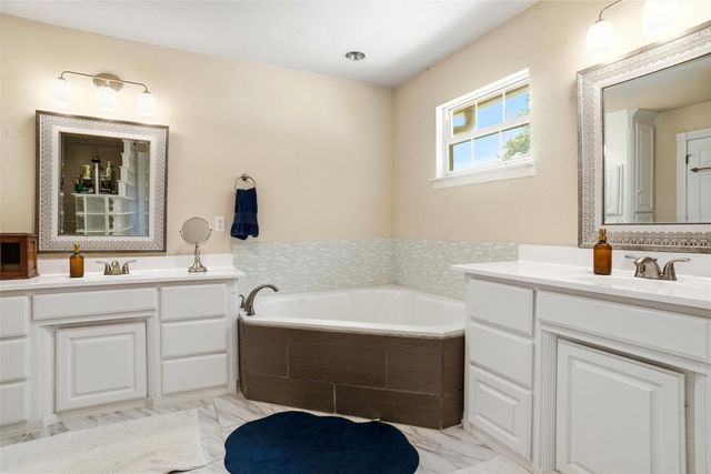 2600 Rosebud Lane, Richland Hills, TX 76118