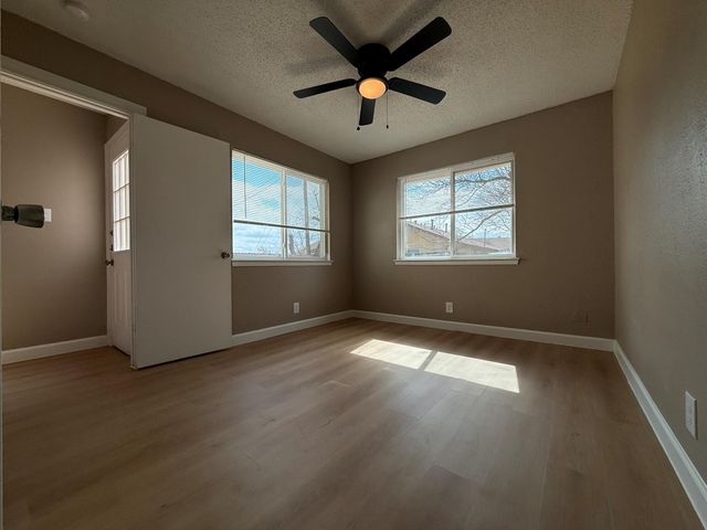 803 Country Aire DR A, Round Rock, TX 78664