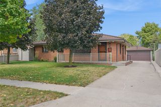 1520 E Tiffin Avenue, Des Moines, IA 50316