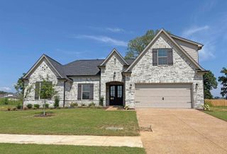125 BROOK MANOR DR, Oakland, TN 38060