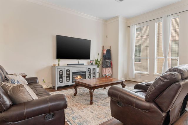 5733 Kansas Street, Houston, TX 77007