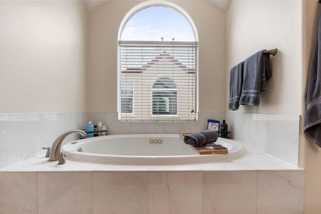 5733 Kansas Street, Houston, TX 77007