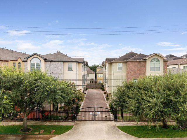 5733 Kansas Street, Houston, TX 77007