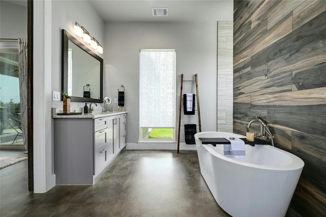 8611 Buffalo TRL, Lago Vista, TX 78645