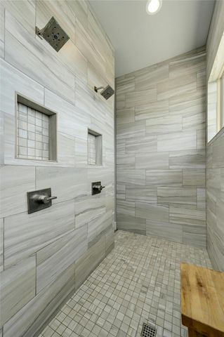 8611 Buffalo TRL, Lago Vista, TX 78645