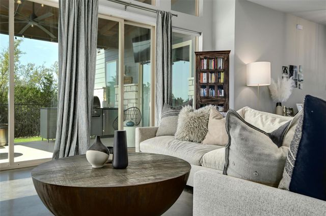 8611 Buffalo TRL, Lago Vista, TX 78645