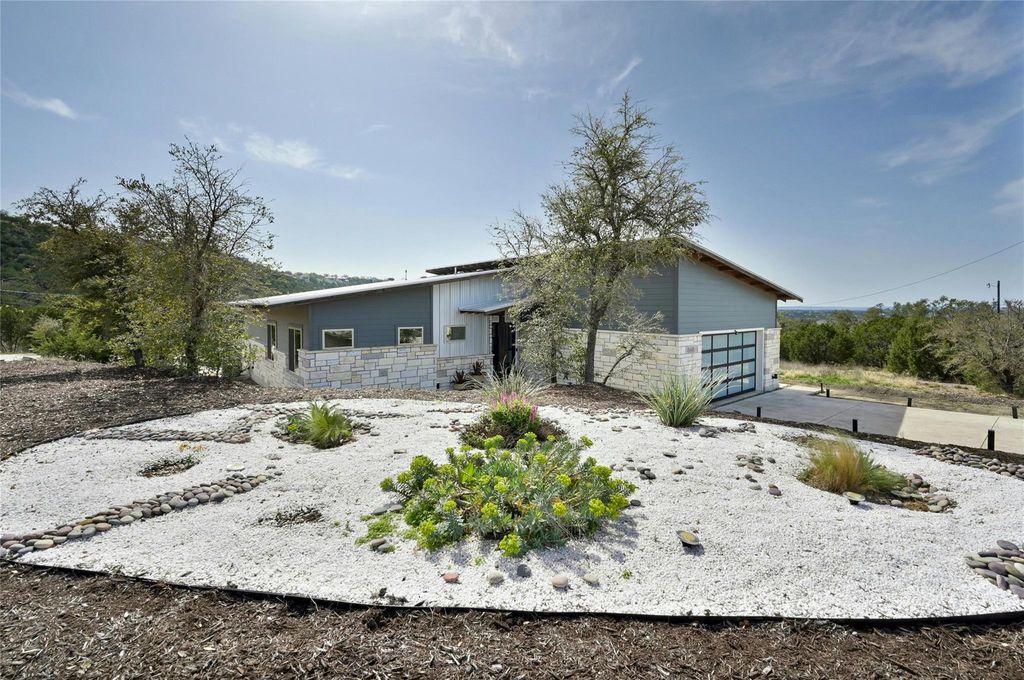 8611 Buffalo TRL, Lago Vista, TX 78645