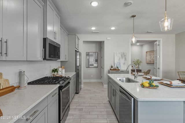 130 JUNIPER HILLS Drive, St. Johns, FL 32259