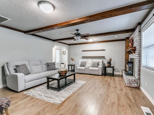 404 Ember Glow, Moore, OK 73160