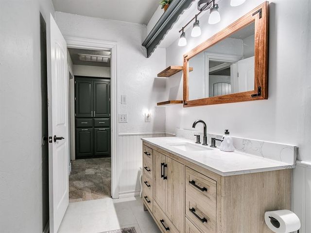 404 Ember Glow, Moore, OK 73160