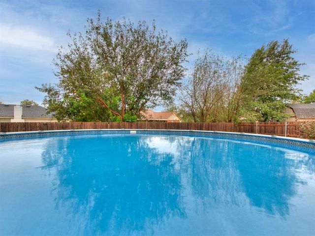 404 Ember Glow, Moore, OK 73160