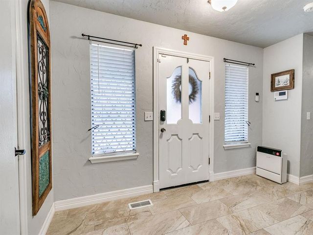 404 Ember Glow, Moore, OK 73160