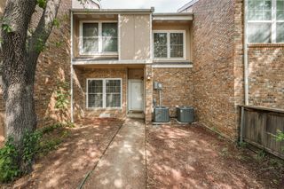 2409 Northlake Court, Irving, TX 75038